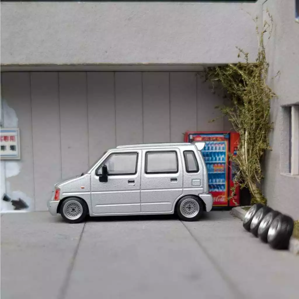 Replica SSR Mesh R14 8.4mm 1:64 - Image 6