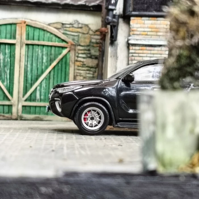 Replica SUV Lenso Venom 6 11.1mm 1:64 - Image 4