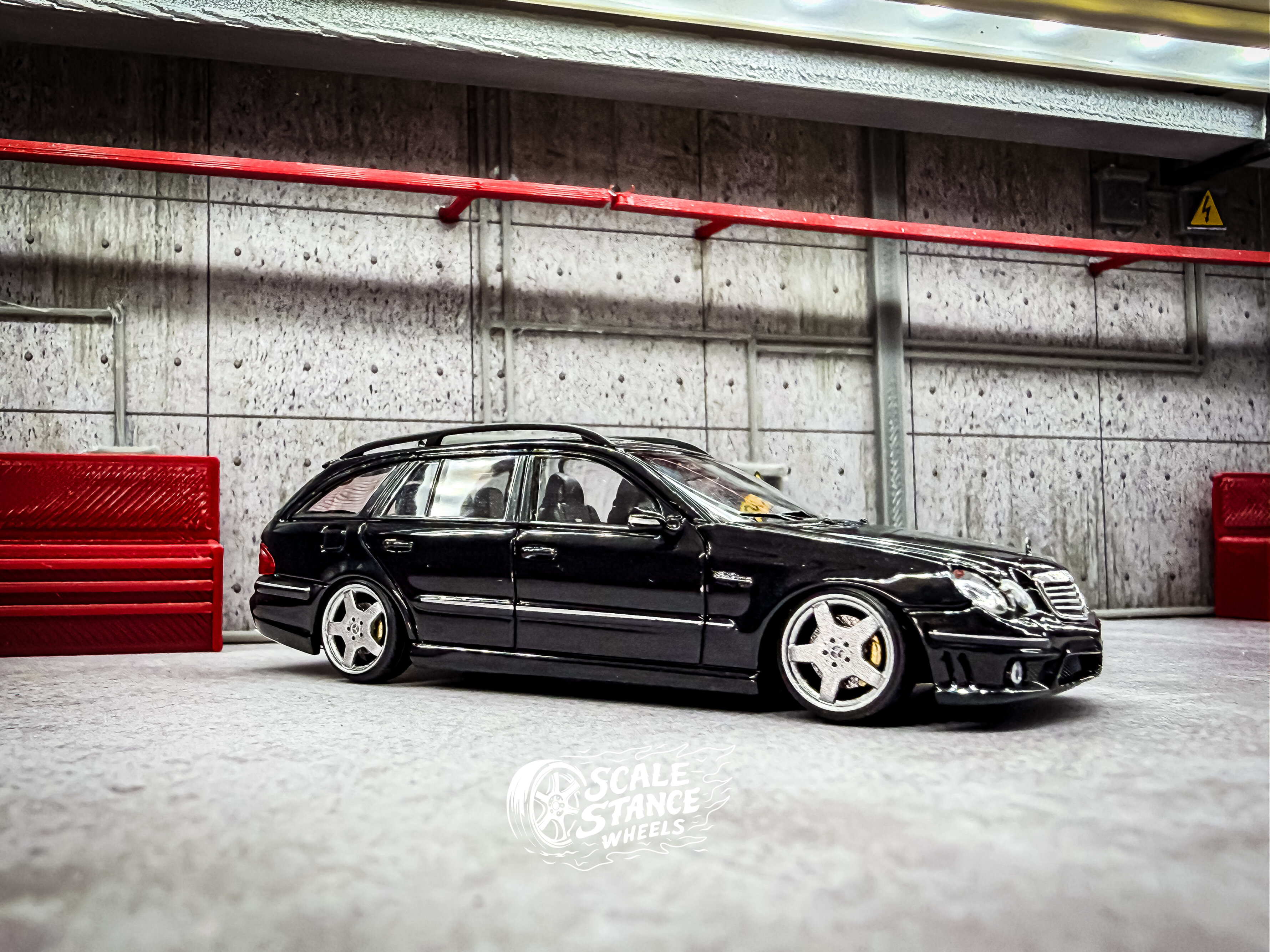Replica Velg AMG CL 9.4mm 1:64 Scale - Image 4