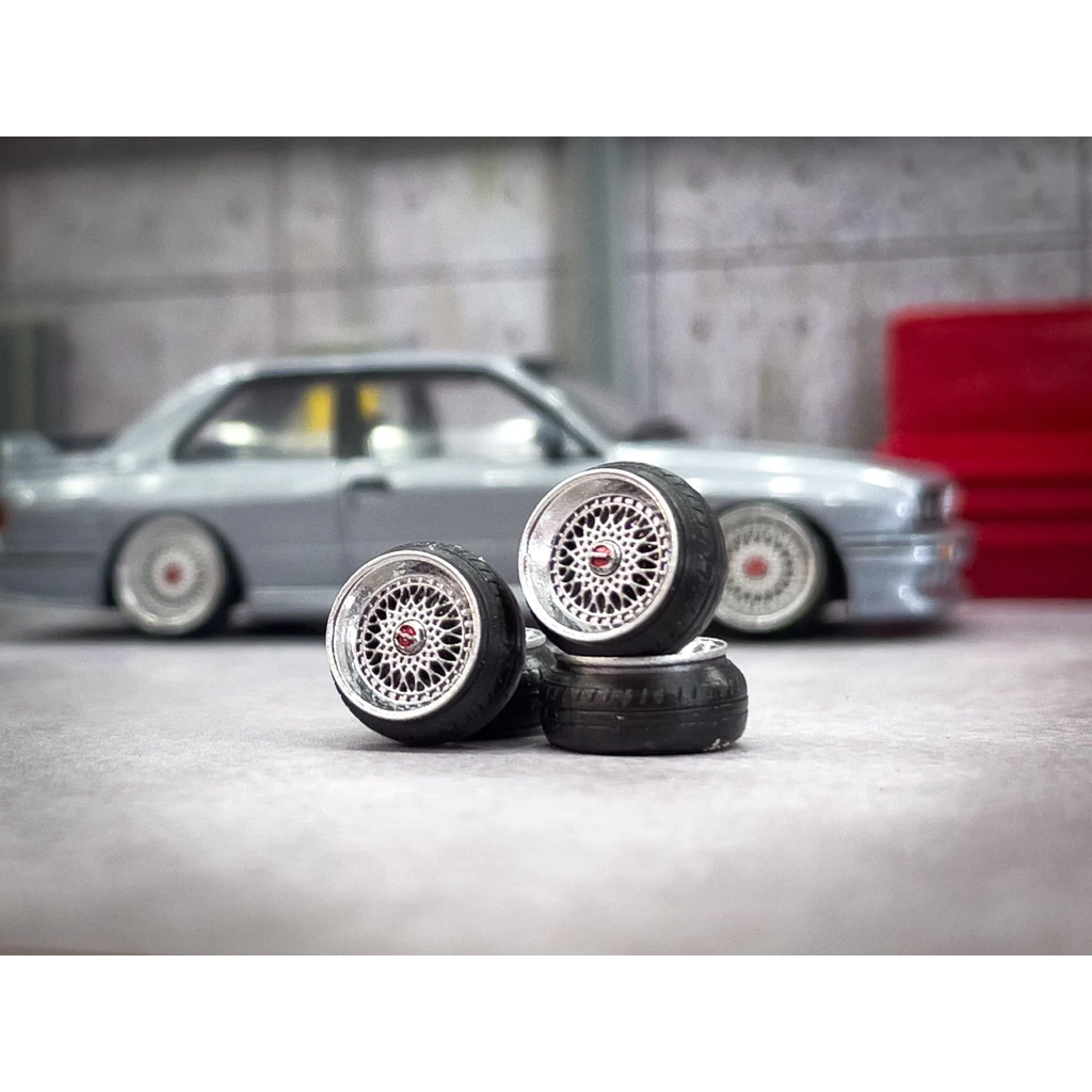 Replica Velg Diecast BBS RS Slanted R18" 1:64 Scale - Image 3
